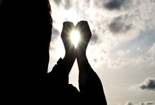 开云体育：德天空：曼联尚未联系多特谈恩梅查，多特至少要价5000万欧.